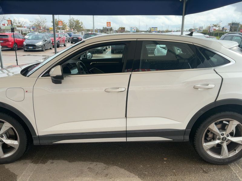 Audi Q3 Sportback 45 TFSIe S line 2023 – снимка 4