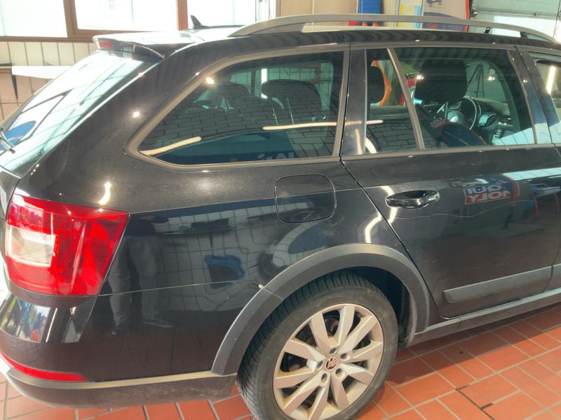 Skoda Octavia 2.0 TDI Scout 4x4 2015 – снимка 8