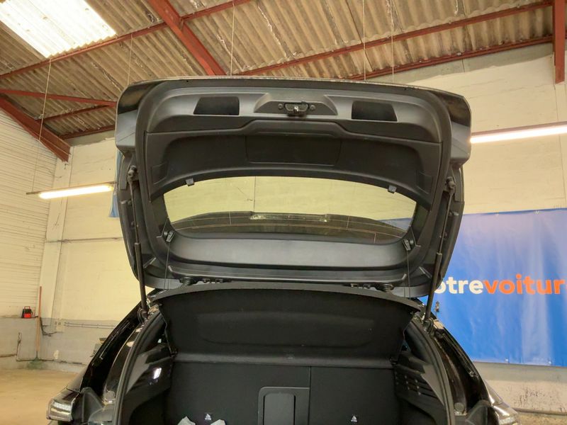 Peugeot 308 1.2 PureTech Allure Pack 2023 – снимка 15