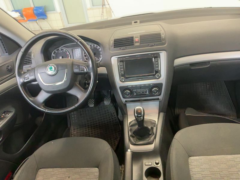 Skoda Octavia 1.4 TSI Ambition 2012 – снимка 18
