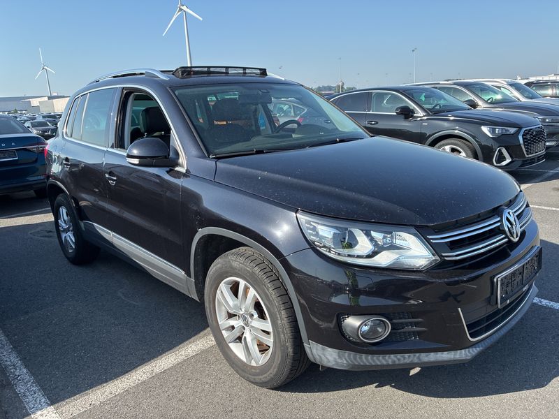 Volkswagen Tiguan 1.4 TSI Sport & Style BlueMotion Tech 2012 – снимка 6