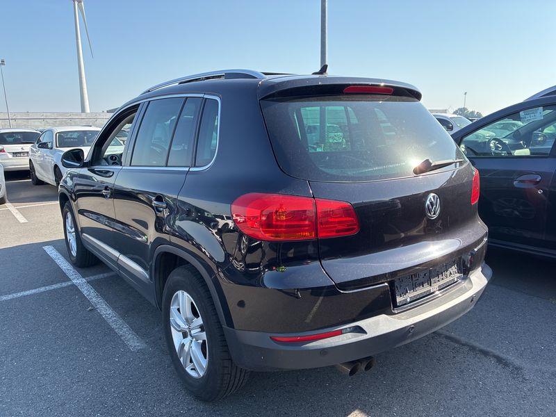 Volkswagen Tiguan 1.4 TSI Sport & Style BlueMotion Tech 2012 – снимка 3