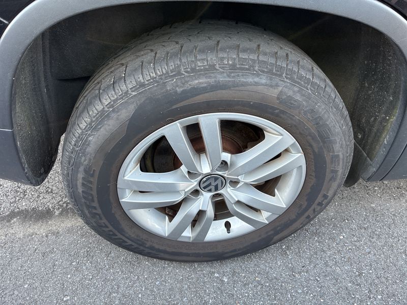 Volkswagen Tiguan 1.4 TSI Sport & Style BlueMotion Tech 2012 – снимка 23