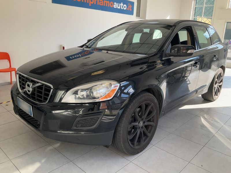 Volvo XC60 2.4 D4 Momentum AWD 2012 – снимка 1