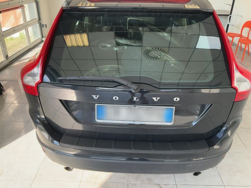 Volvo XC60 2.4 D4 Momentum AWD 2012 – снимка 7