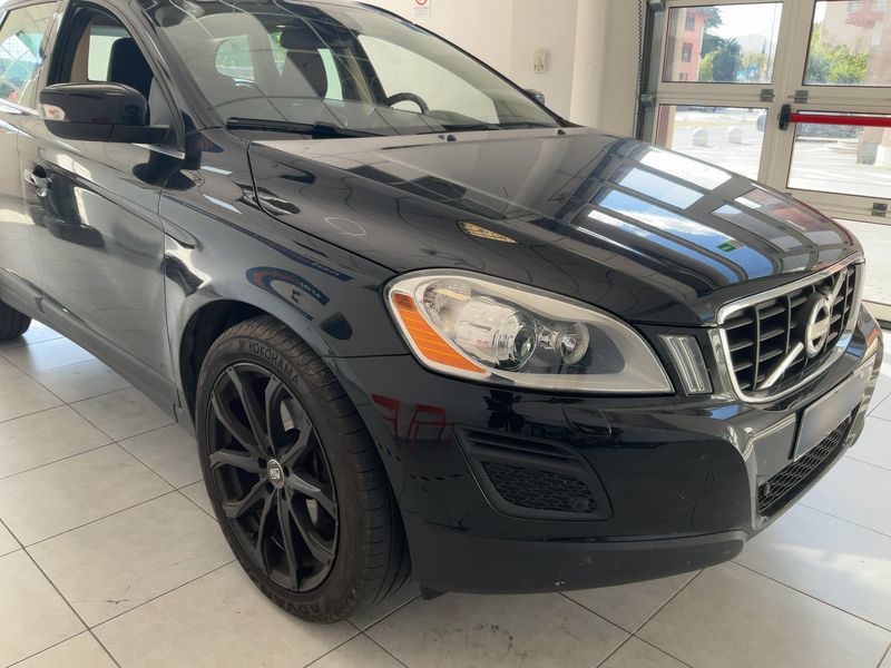 Volvo XC60 2.4 D4 Momentum AWD 2012 – снимка 12