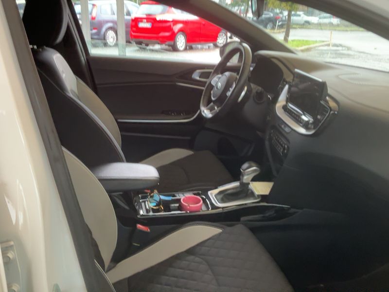 Kia pro_cee'd 1.5 TGDI Mild-Hybrid GT Line 2021 – снимка 16