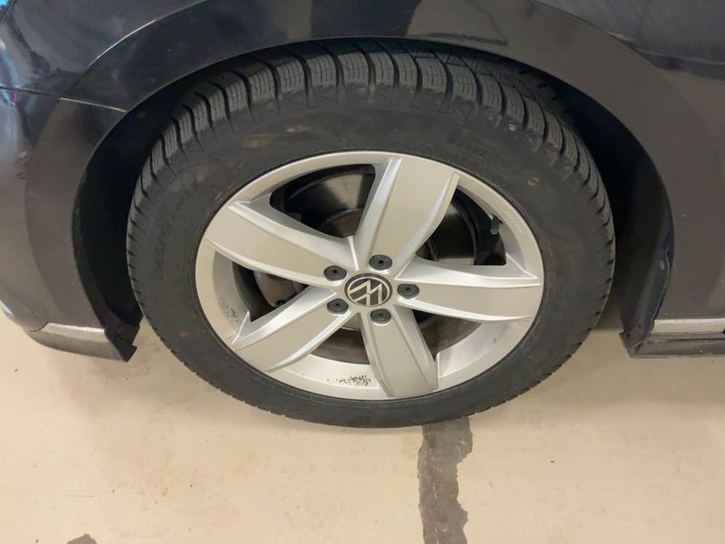 Volkswagen Passat 2.0 TDI Elegance 4Motion 2021 – снимка 3