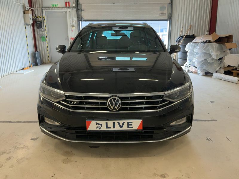 Volkswagen Passat 2.0 TDI Elegance 4Motion 2021 – снимка 14