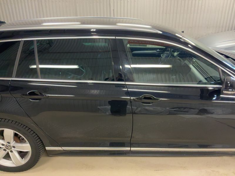 Volkswagen Passat 2.0 TDI Elegance 4Motion 2021 – снимка 10