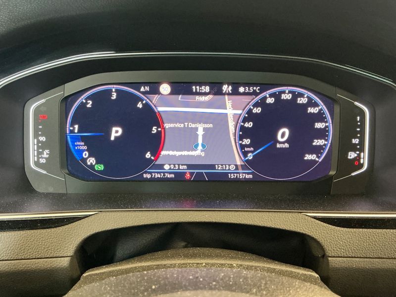 Volkswagen Passat 2.0 TDI Elegance 4Motion 2021 – снимка 19