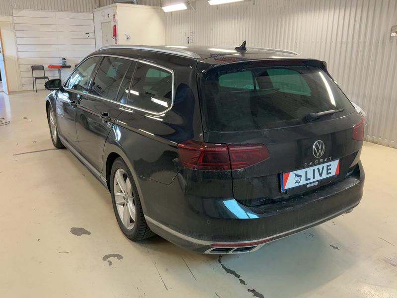 Volkswagen Passat 2.0 TDI Elegance 4Motion 2021 – снимка 6
