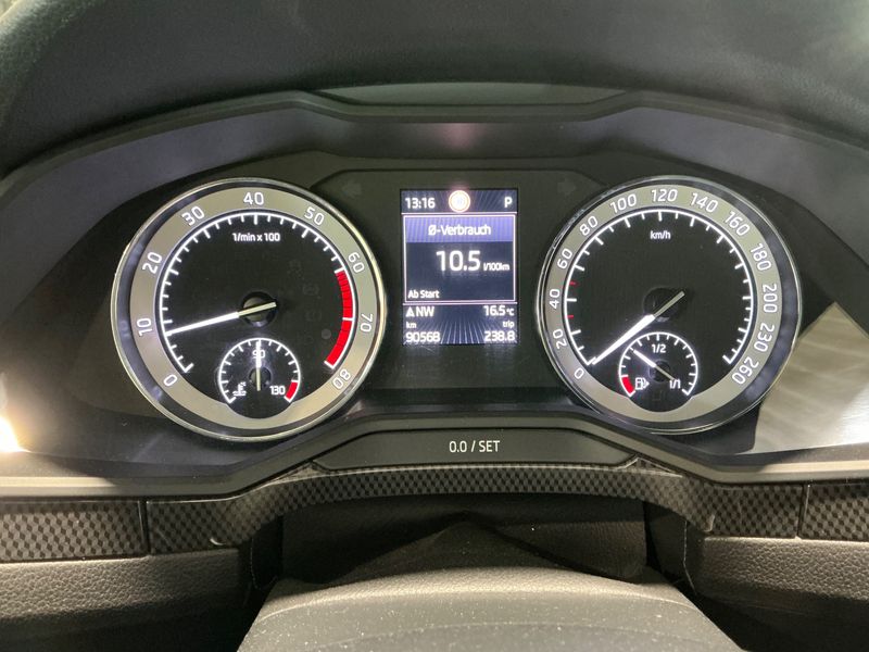 Skoda Superb 2.0 TSI SportLine 4x4 2016 – снимка 19