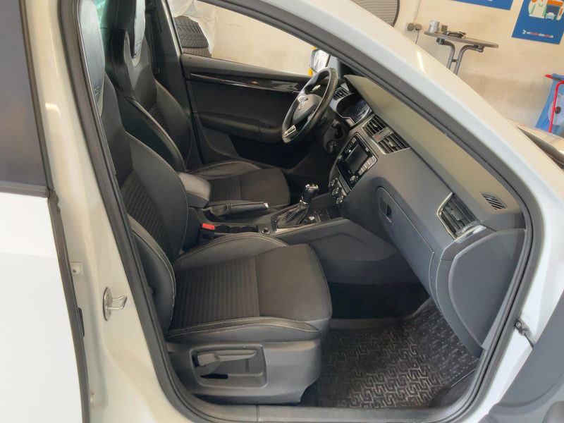 Skoda Octavia 2.0 TSI RS 2014 – снимка 16