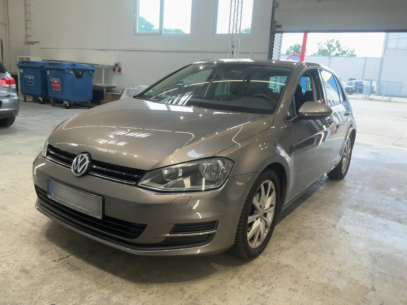 Volkswagen Golf VII 2.0 TDI Comfortline BlueMotion Tech 2016 – снимка 1