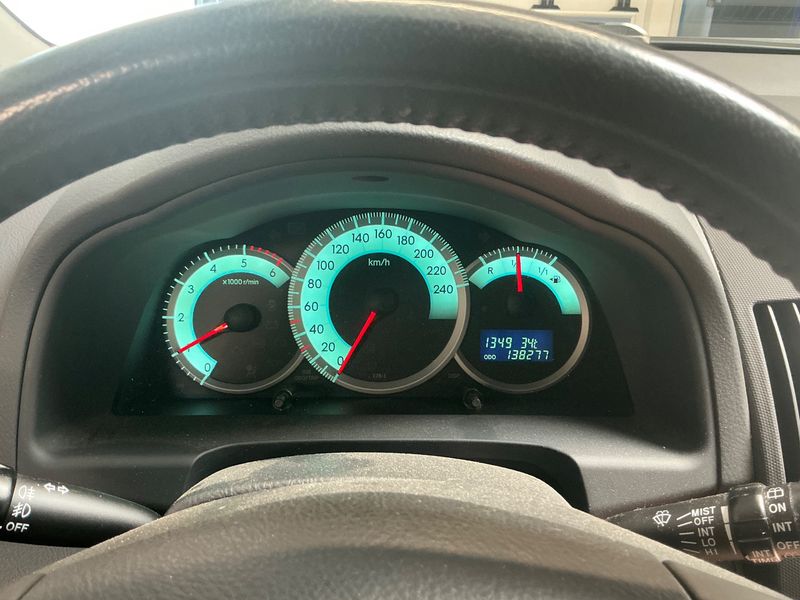 Toyota Corolla Verso 2.2 D-4D Les bleus 2008 – снимка 18