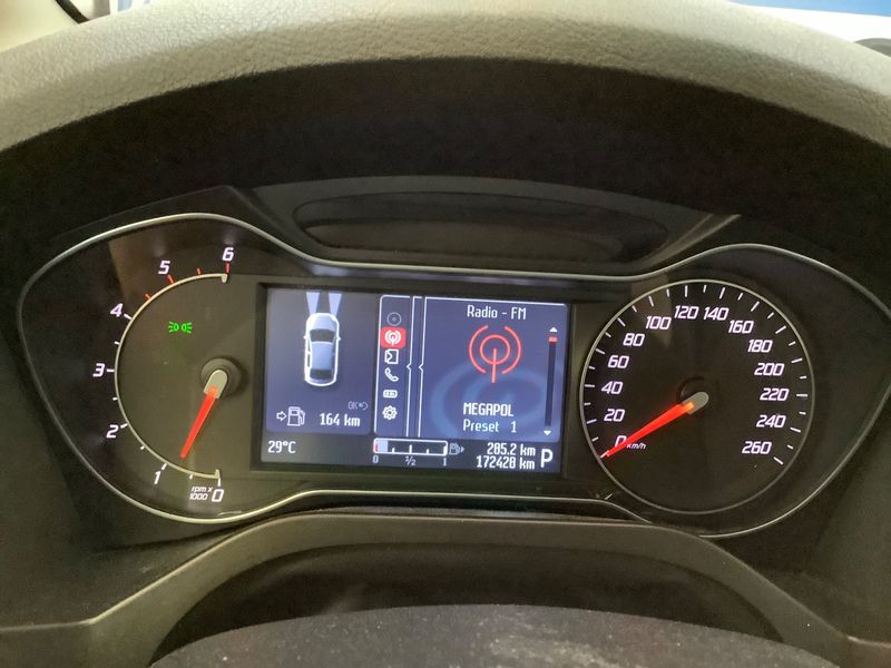 Ford S-Max 2.2 TDCi Titanium 2011 – снимка 19