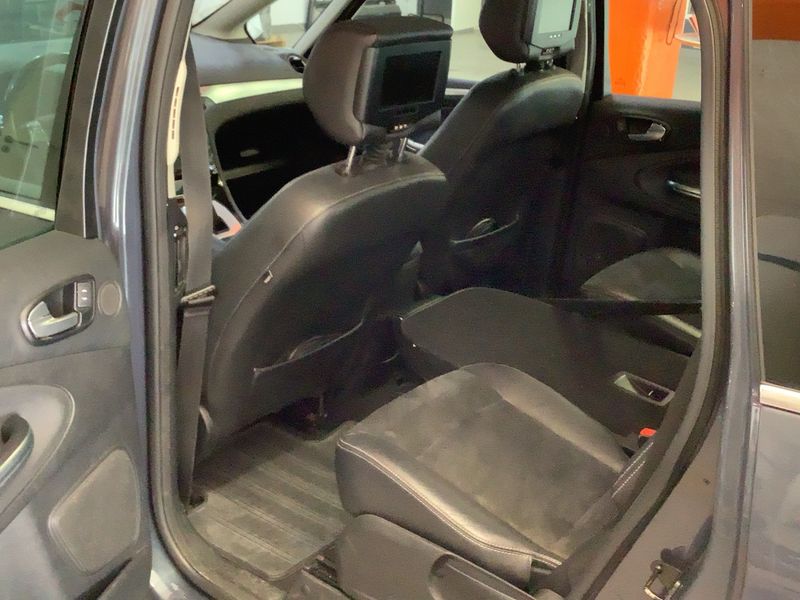 Ford S-Max 2.2 TDCi Titanium 2011 – снимка 20