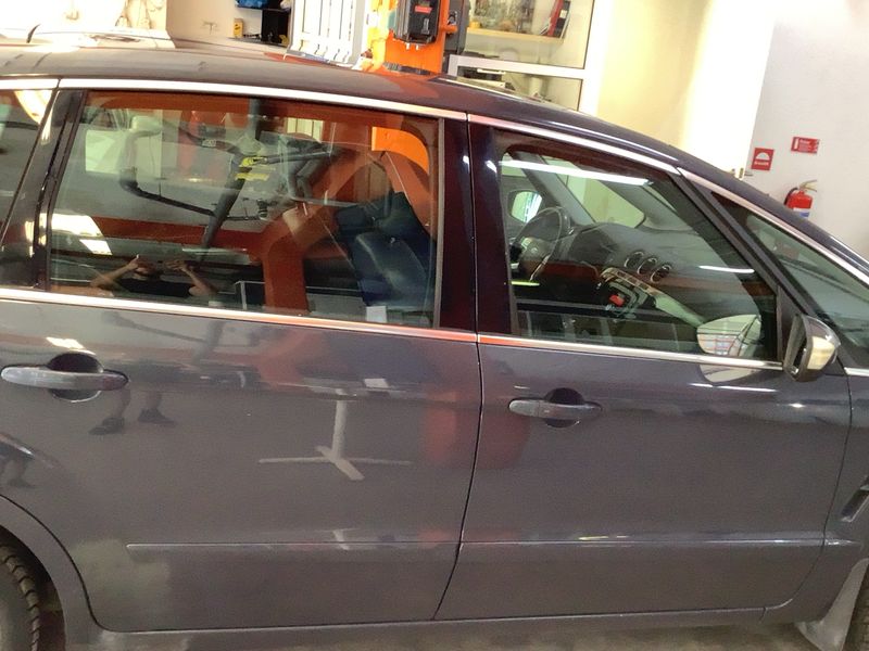 Ford S-Max 2.2 TDCi Titanium 2011 – снимка 10