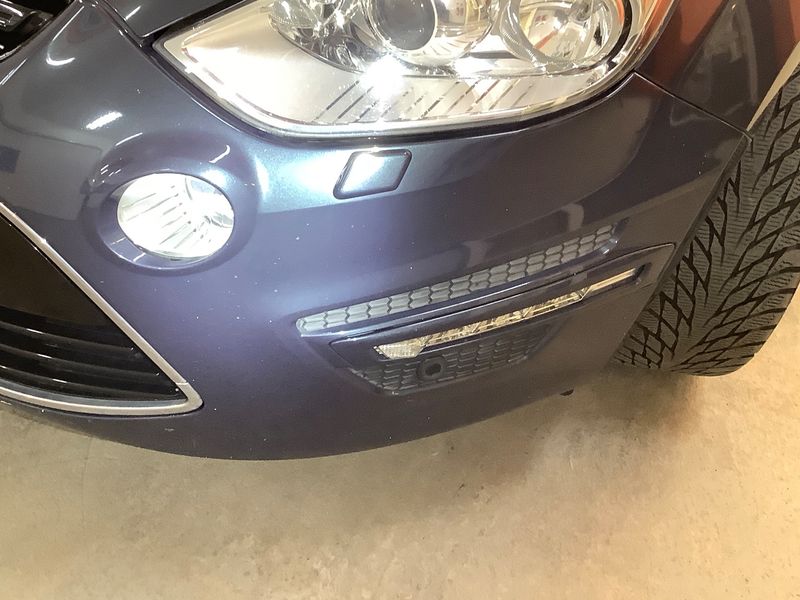 Ford S-Max 2.2 TDCi Titanium 2011 – снимка 35