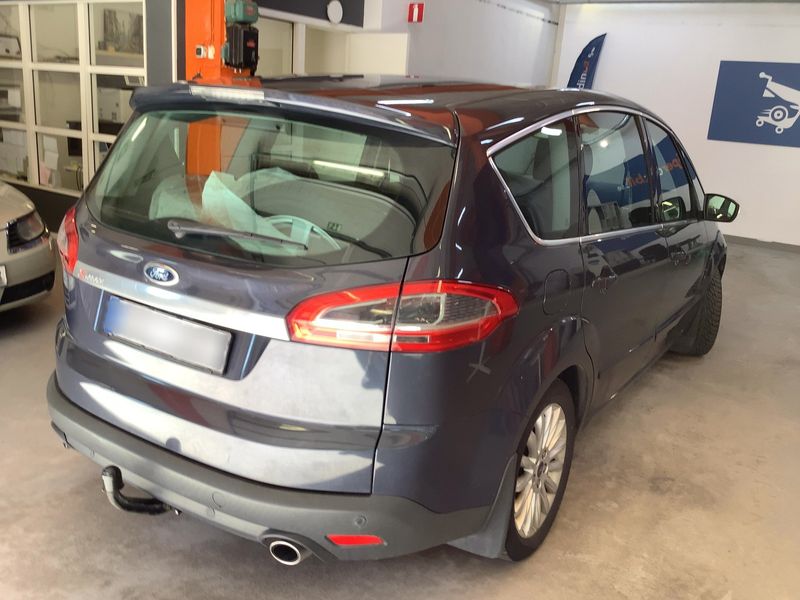 Ford S-Max 2.2 TDCi Titanium 2011 – снимка 8