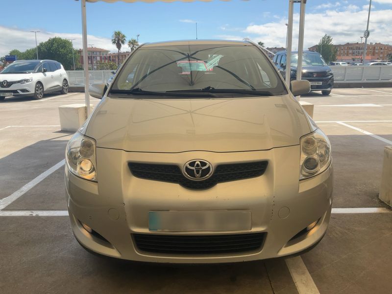 Toyota Auris 2.0 D-4D Active 2009 – снимка 14