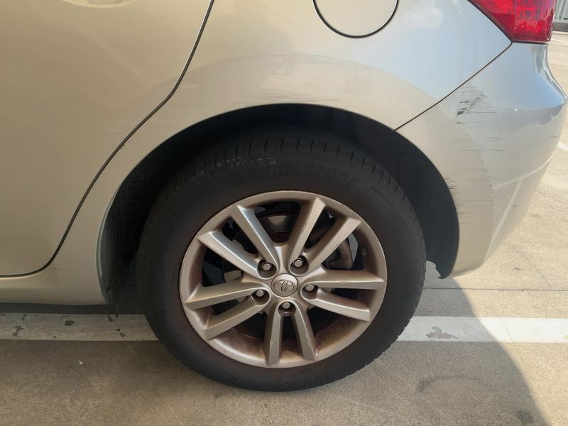 Toyota Auris 2.0 D-4D Active 2009 – снимка 5