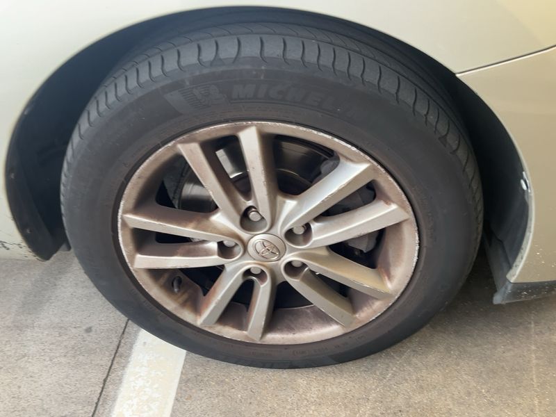 Toyota Auris 2.0 D-4D Active 2009 – снимка 11
