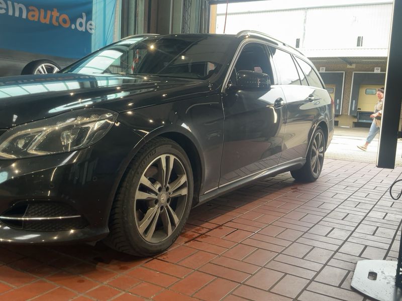 Mercedes-Benz E-Klasse E 350 CDI T 4Matic BlueTEC Avantgarde 2015 – снимка 2