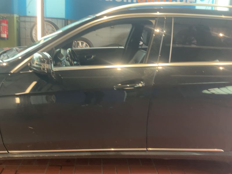 Mercedes-Benz E-Klasse E 350 CDI T 4Matic BlueTEC Avantgarde 2015 – снимка 4