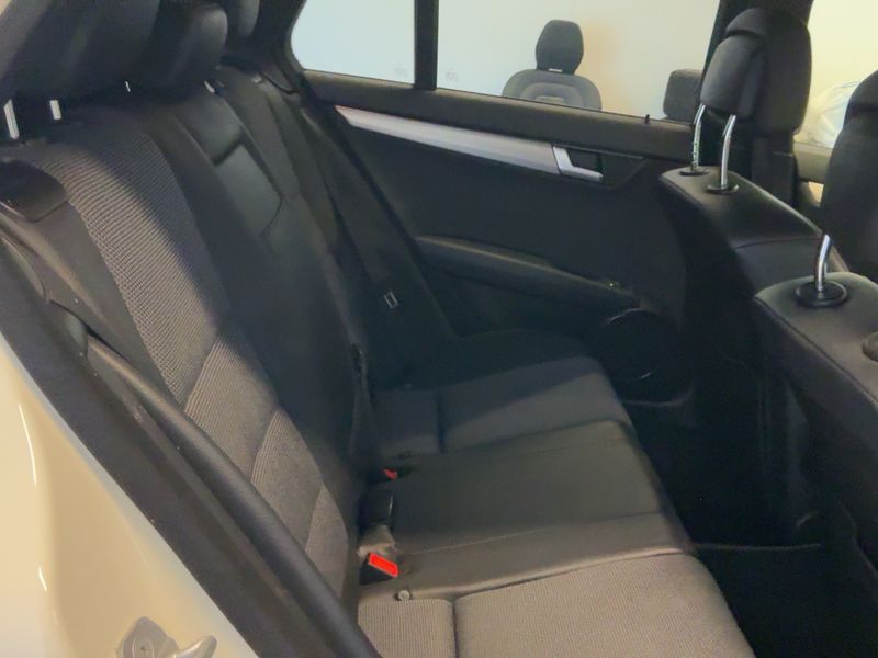 Mercedes-Benz C-Klasse C 220 CDI T BlueEfficiency Avantgarde 2012 – снимка 14