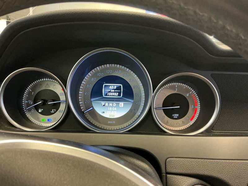 Mercedes-Benz C-Klasse C 220 CDI T BlueEfficiency Avantgarde 2012 – снимка 13