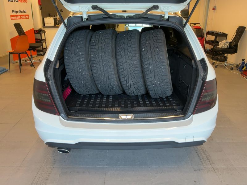 Mercedes-Benz C-Klasse C 220 CDI T BlueEfficiency Avantgarde 2012 – снимка 10