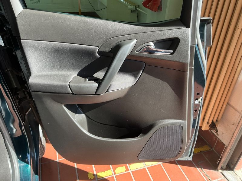 Opel Meriva 1.4 Turbo Style 2014 – снимка 35