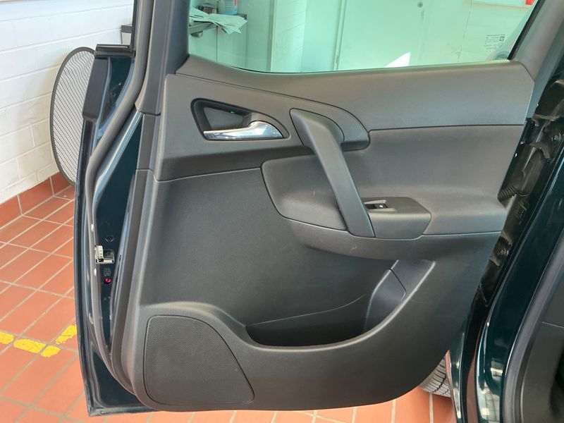 Opel Meriva 1.4 Turbo Style 2014 – снимка 36