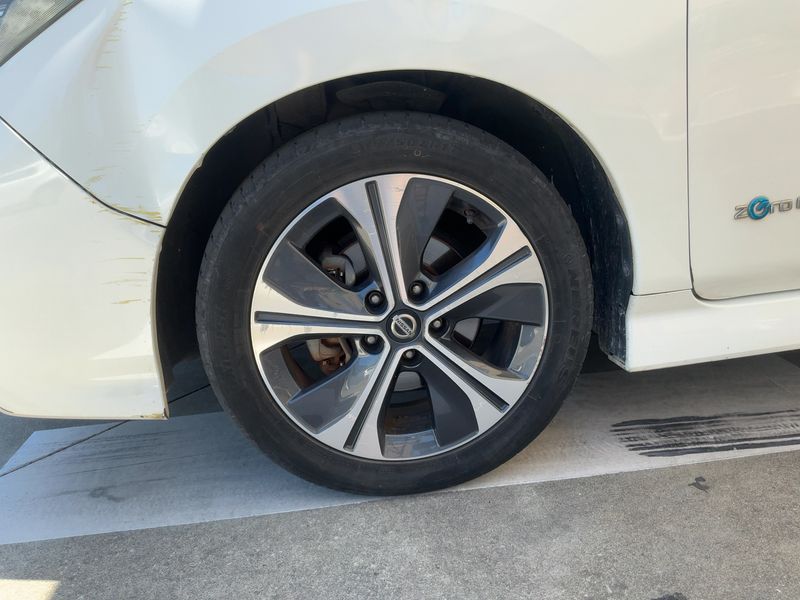 Nissan Leaf electric drive 110 kW N-Connecta 2018 – снимка 3