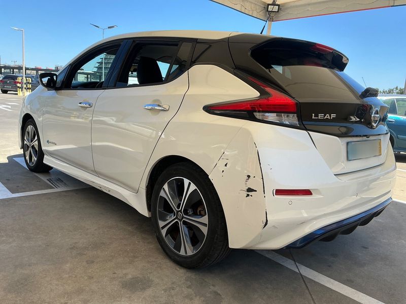 Nissan Leaf electric drive 110 kW N-Connecta 2018 – снимка 6