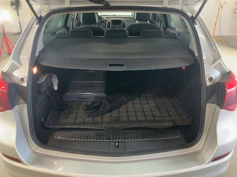 Opel Astra 2.0 CDTI Innovation 2011 – снимка 15