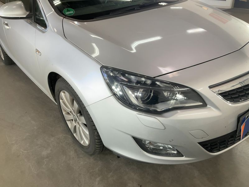 Opel Astra 2.0 CDTI Innovation 2011 – снимка 12