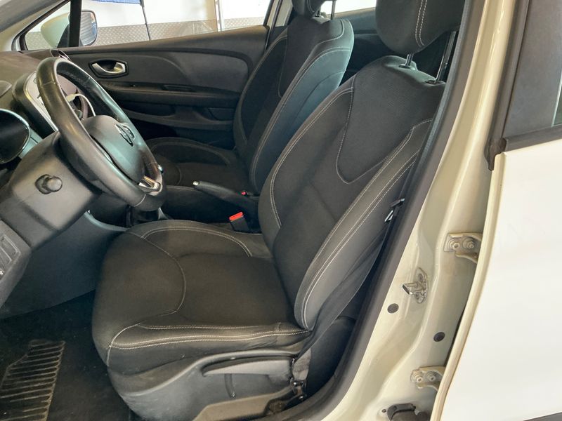 Renault Clio 1.2 Zen 2018 – снимка 31