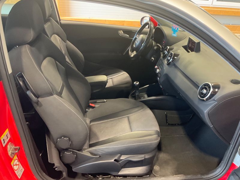 Audi A1 1.2 TFSI Ambition 2010 – снимка 3