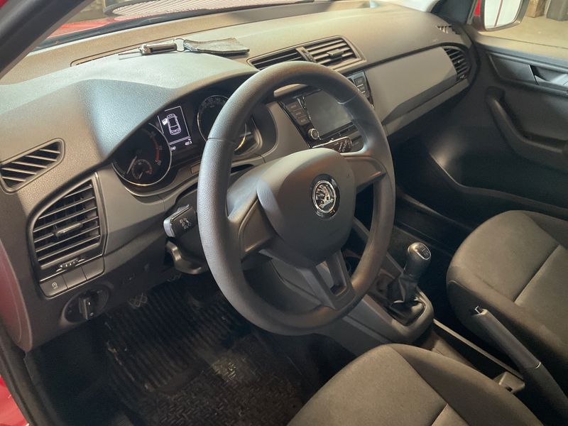 Skoda Fabia 1.0 MPI Cool Plus 2018 – снимка 26