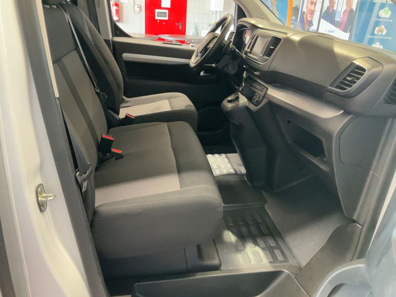 Toyota ProAce Verso 2.0 D-4D L2 Executive 2023 – снимка 16