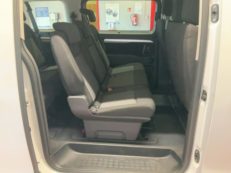 Toyota ProAce Verso 2.0 D-4D L2 Executive 2023 – снимка 19