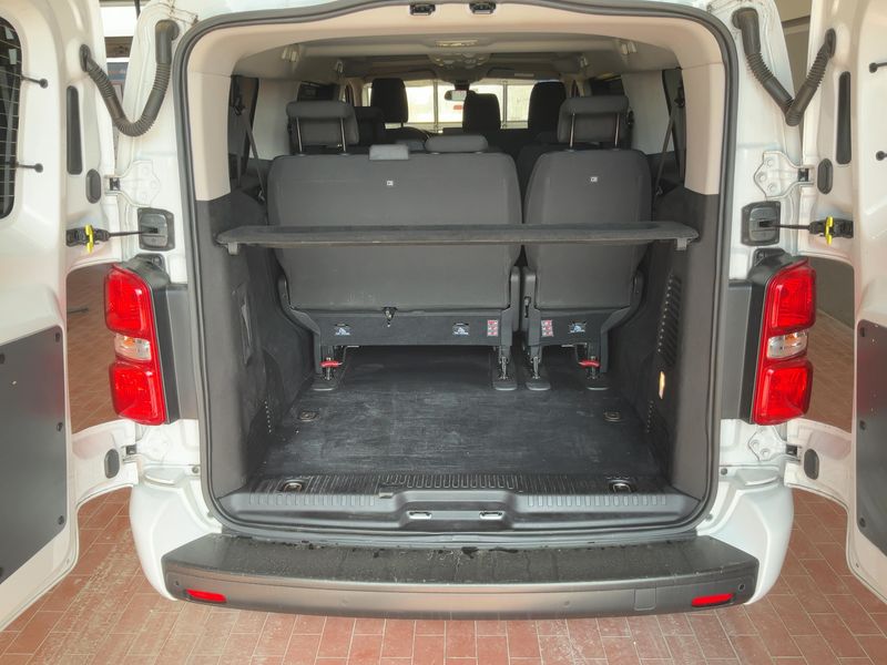 Toyota ProAce Verso 2.0 D-4D L2 Executive 2023 – снимка 15