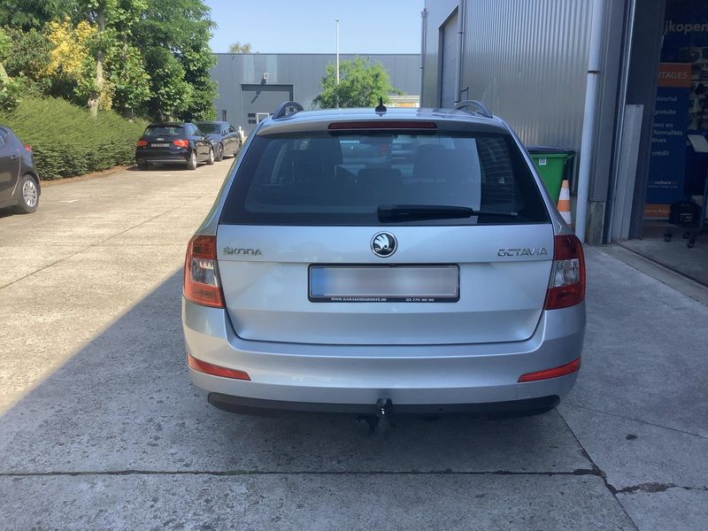 Skoda Octavia 2.0 TDI Ambition 2015 – снимка 7