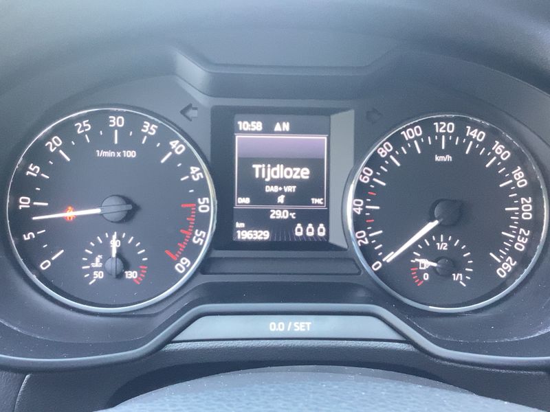 Skoda Octavia 2.0 TDI Ambition 2015 – снимка 19