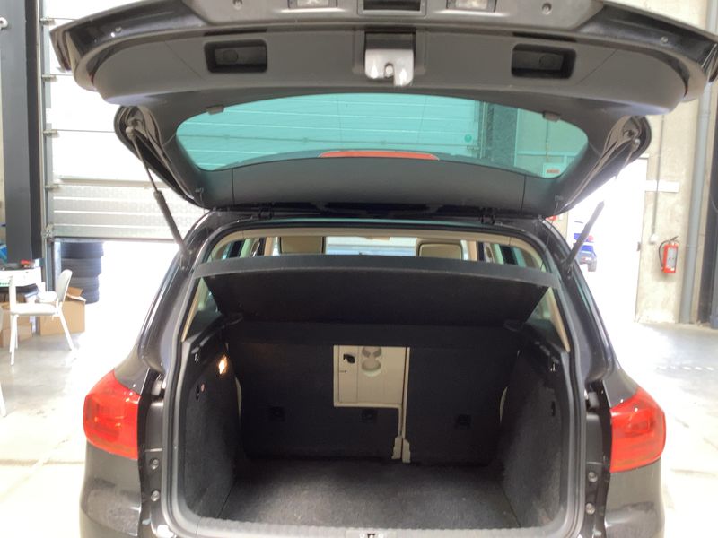 Volkswagen Tiguan 2.0 TDI Sport 4Motion BlueMotion Tech 2015 – снимка 10
