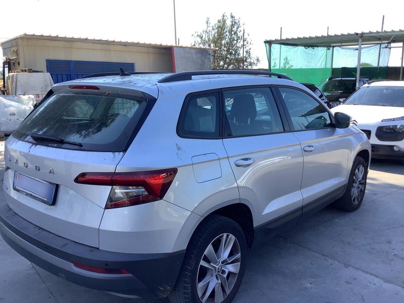 Skoda Karoq 1.0 TSI Ambition 2020 – снимка 8