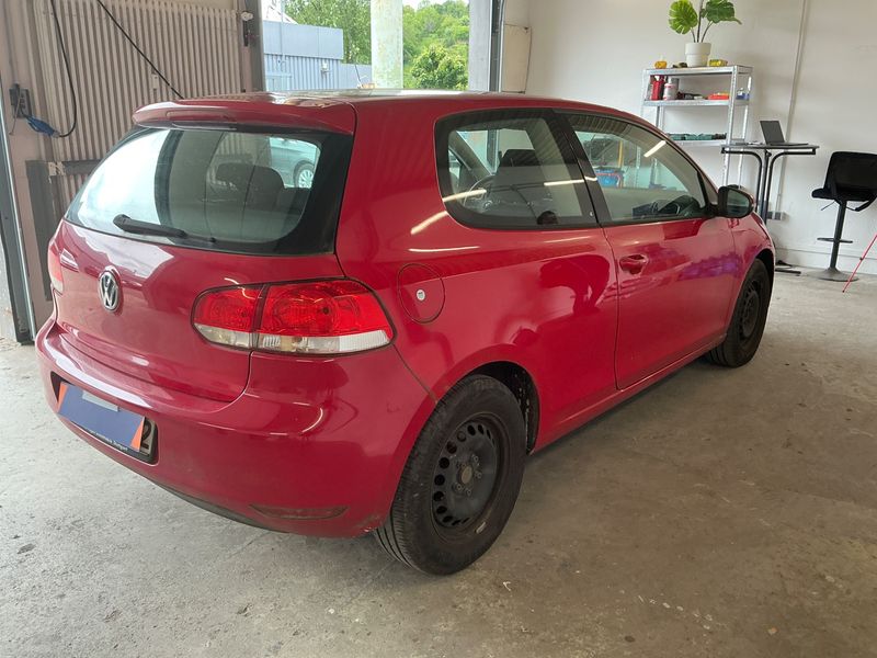 Volkswagen Golf VI 1.4 Trendline 2010 – снимка 2